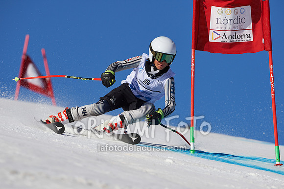 La Mamba Ski Race_2025-04-05_016_RET198550