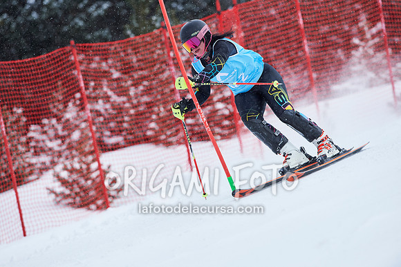 FIS SL_2020-12-30_024_ESP140949